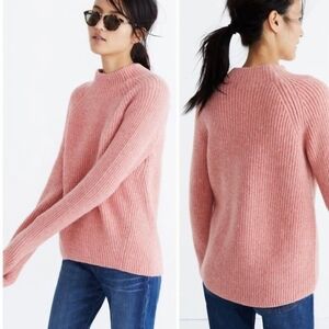 Madewell Northfield Mockneck Wool Sweater in Heather pink